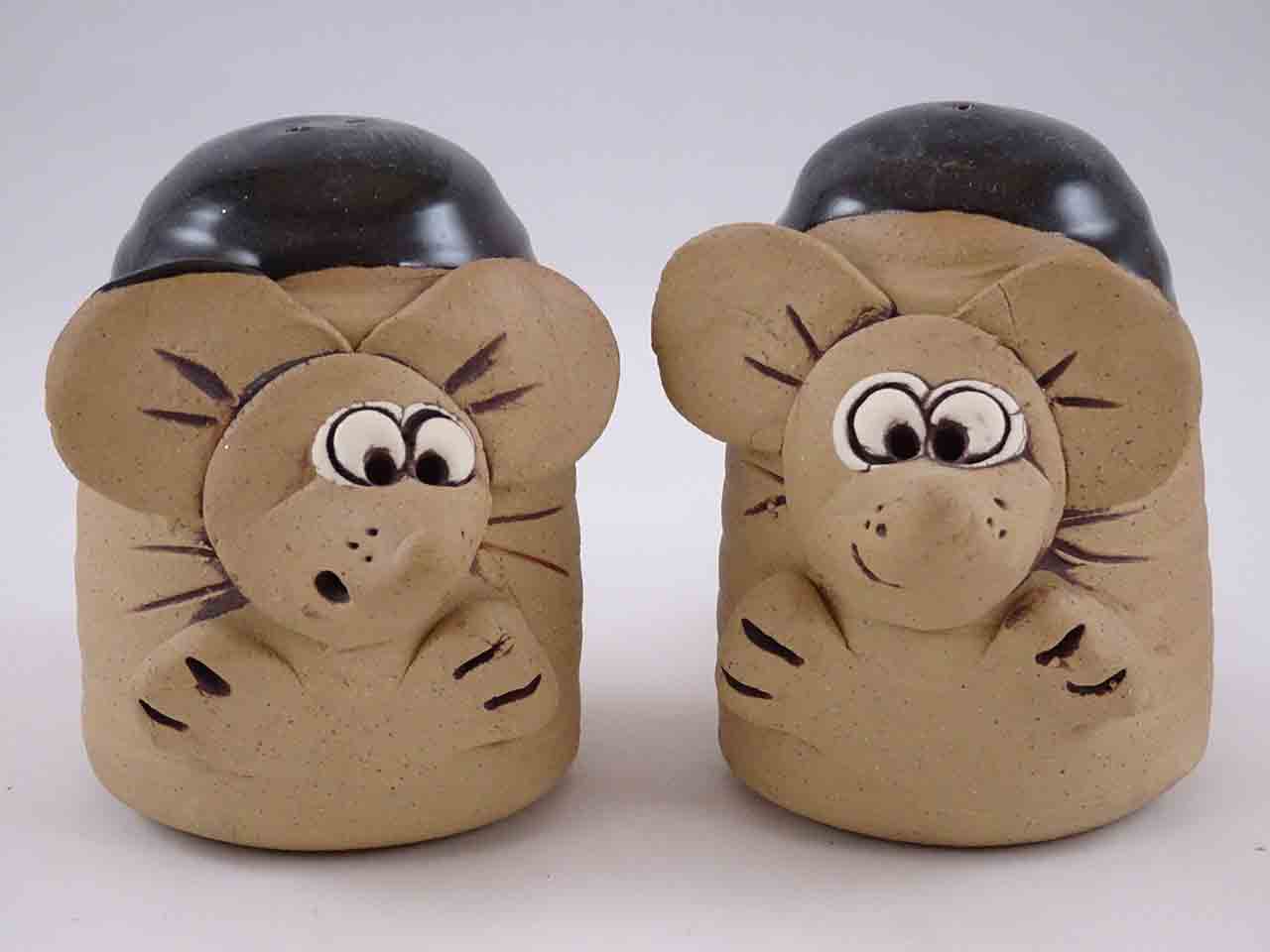 45730 Pretty Ugly Pottery from Wales salt and pepper shakers - mice